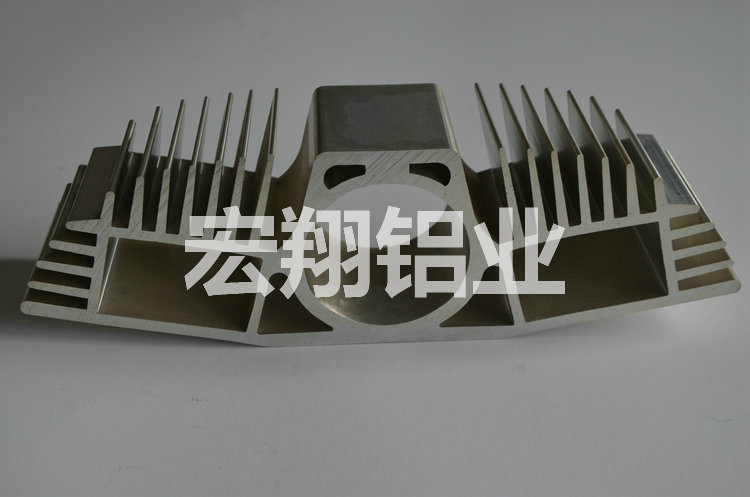 铝型材定做厂家